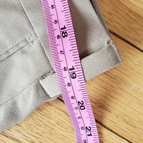 Axist - Picture 6 of 8